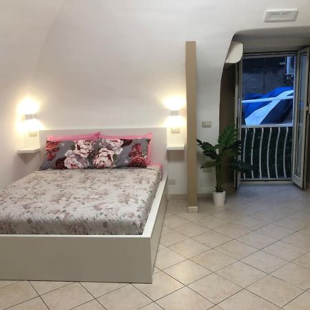 La Casa Di Ludovica Apartment Naples Exterior photo