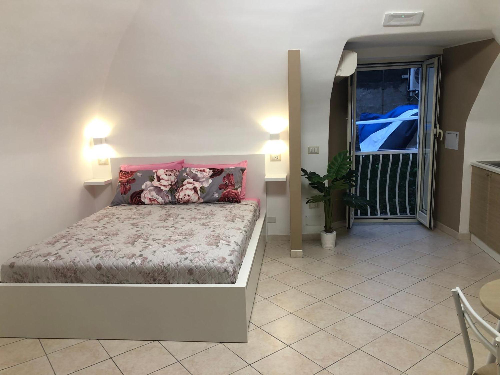 La Casa Di Ludovica Apartment Naples Exterior photo